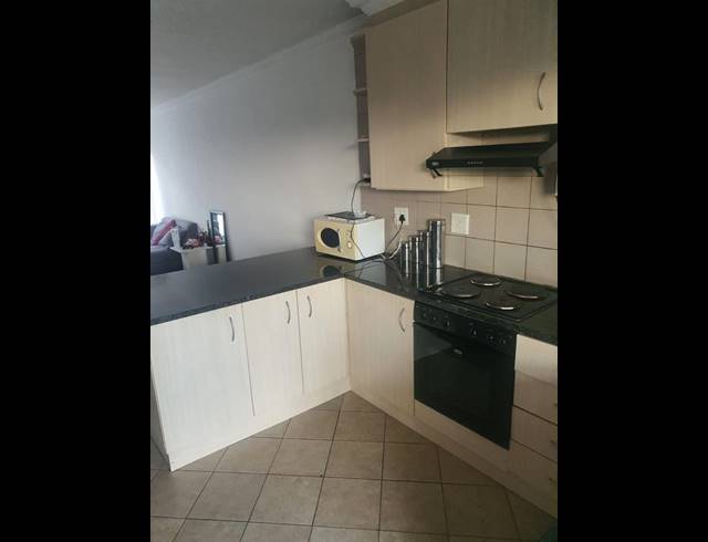 2 BEDROOM APARTMENT FOR SALE IN FLORIDA PARK